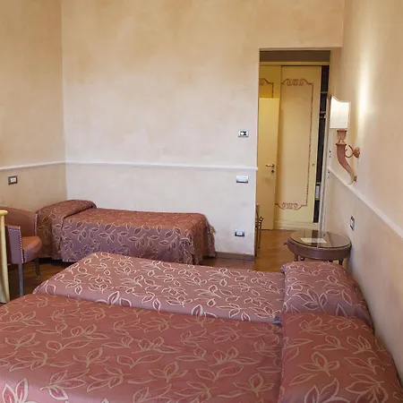 Aurora Hotel Florencia