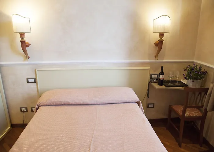 Aurora 3* Florence