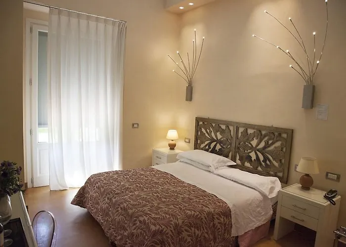 Hotel Aurora 3*