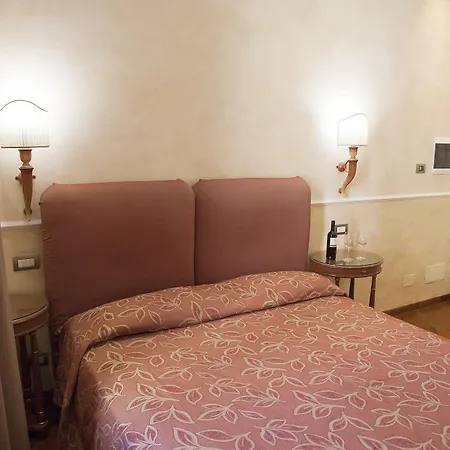 Hotel Aurora