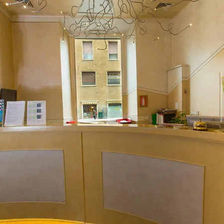 Aurora ホテル フィレンツェ