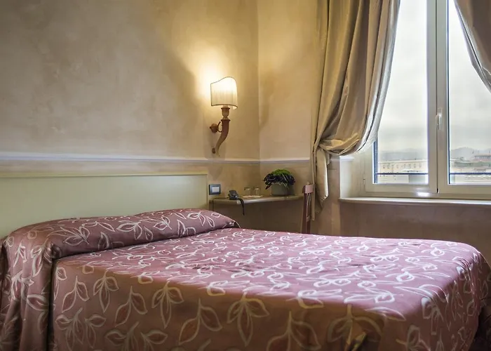 Otel Aurora 3*