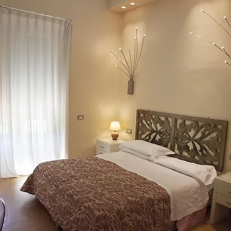 فندق Aurora 3*