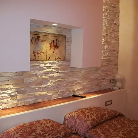 Aurora Hotel 3*
