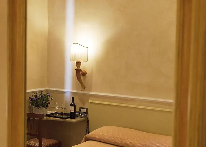 Aurora Hotel 3*